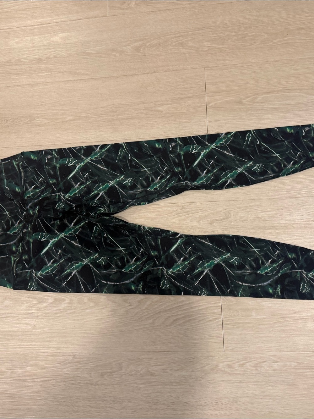 Team Canada x Lululemon Print Leggings